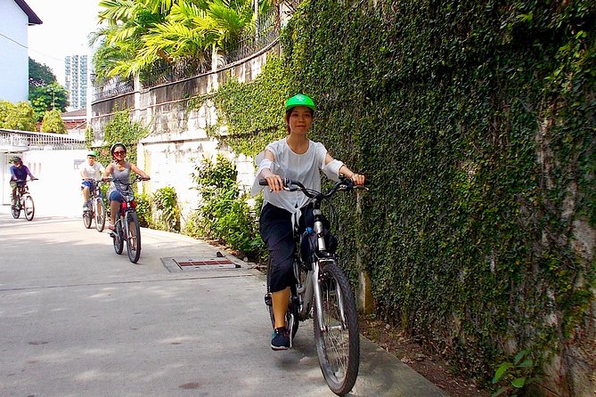 Bangkok Green Oasis 4-Hour Bike Tour with Boat Ride - How this tour compares with ordinary Bangkok sightseeing