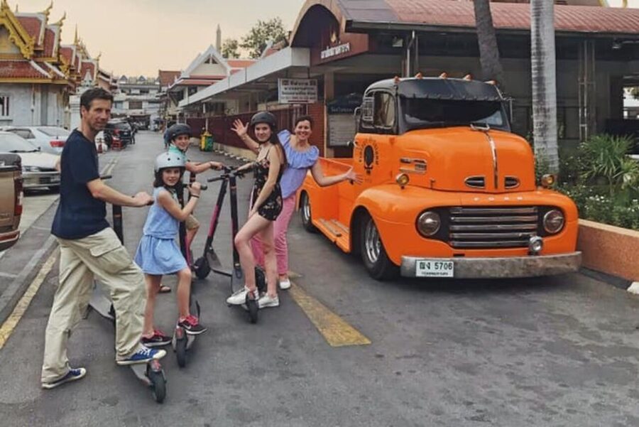 Bangkok : Old City Guided E-Scooter &/or Bike Tour - What the $32 price gets you