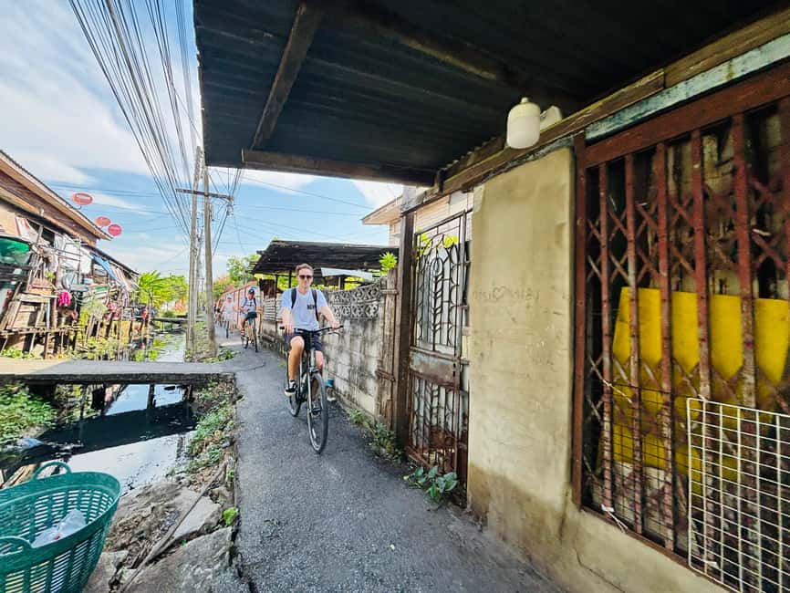 Bangkok: Temples, Canals & Local Life Bike Tour - Key points at a glance