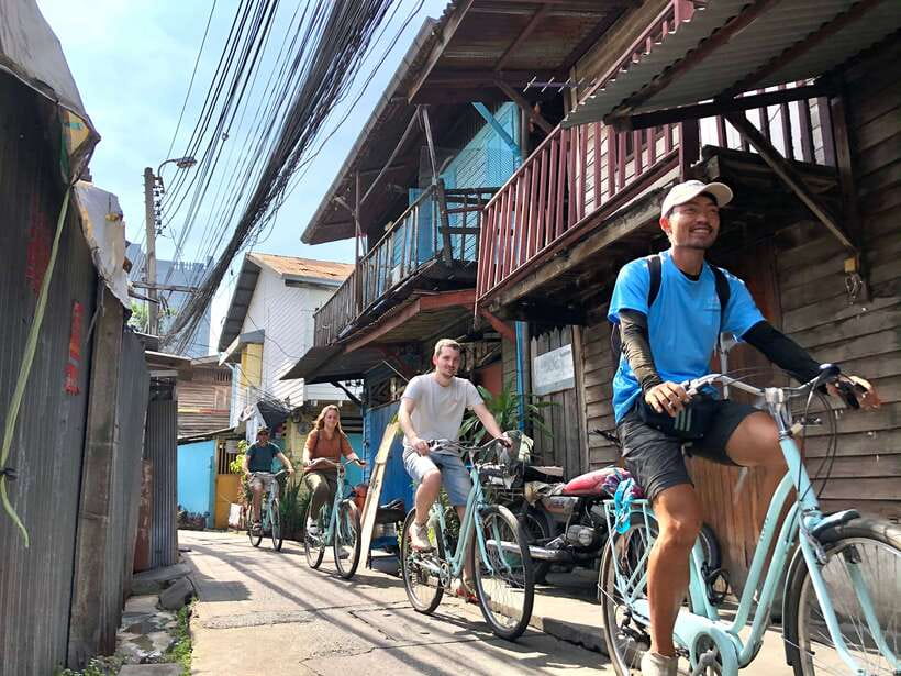 Bangkok: Temples, Canals & Local Life Bike Tour - Wat Khun Chan, the tour’s main temple stop