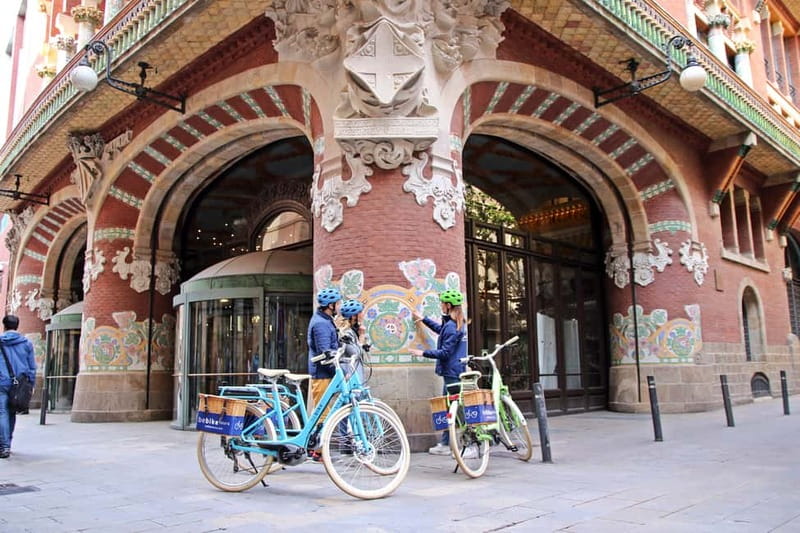 Barcelona: 1.5-Hour Sightseeing Tour by Bike/Electric Bike - Key things to know before you book