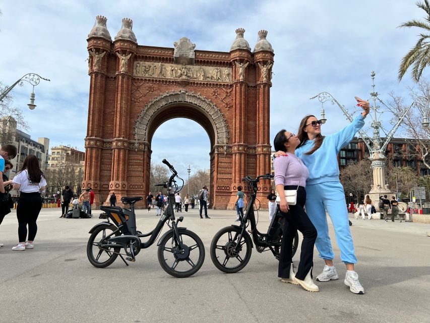 Barcelona: 3-Hour Montjuic Mountain E-Bike Guided Tour - A guide-led route with room to linger