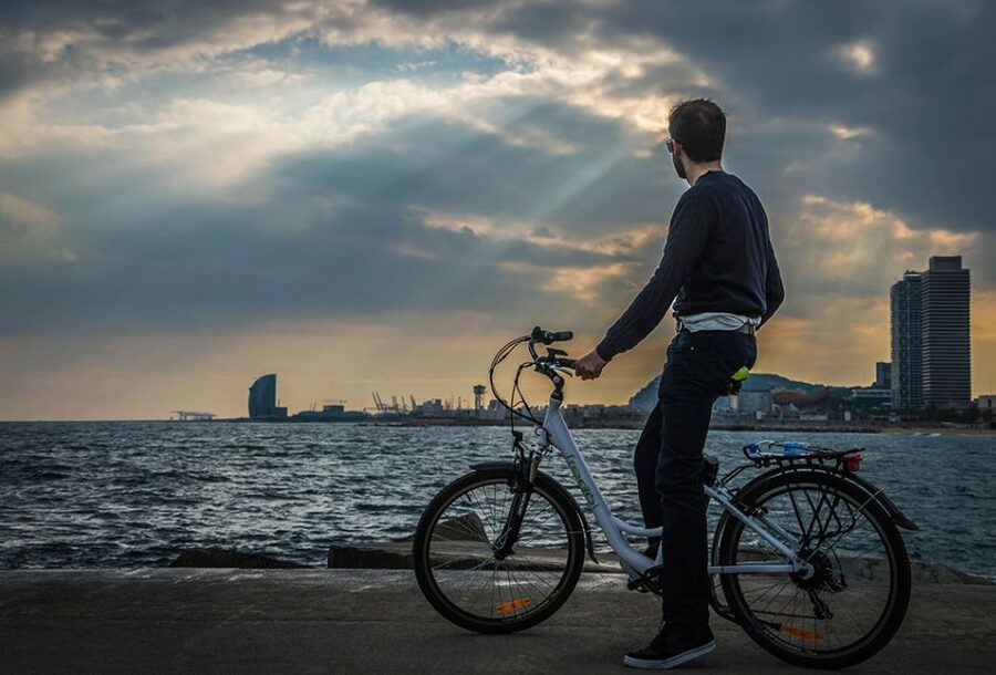 Barcelona: 4-Hour E-Bike Photography Tour - Why an e-bike works well in Barcelona