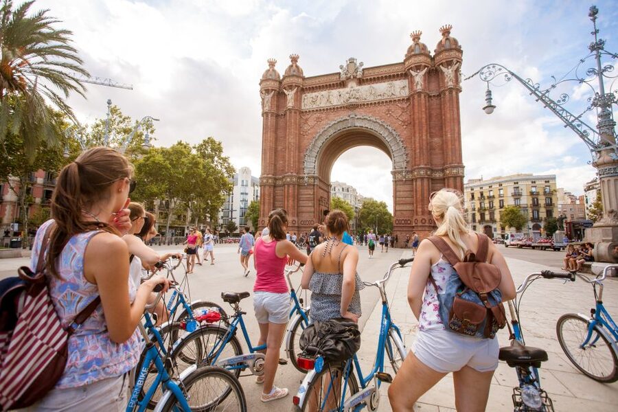 Barcelona Beach 3-Hour Bike Tour - Starting in the Born Quarter Near Barceloneta Metro