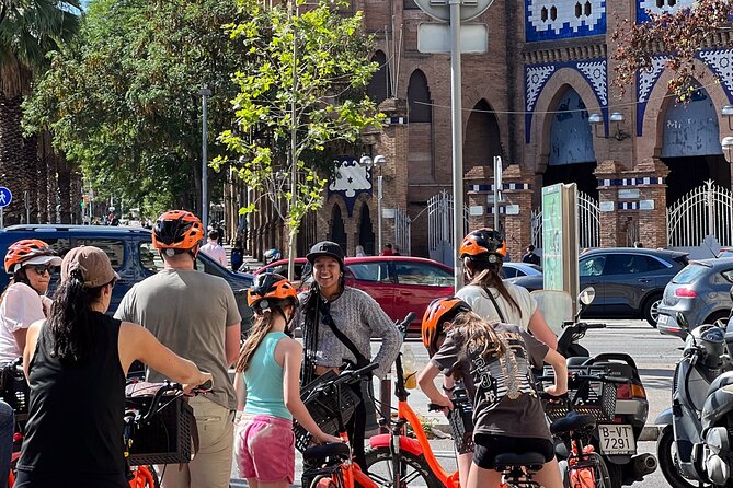 Barcelona Bike City Tours from Sagrada to the Sea with a Local - From the park to Port Olímpic