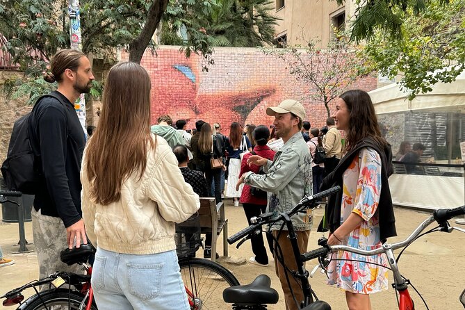 Barcelona: Bike or eBike Tour, Top Sights & Local Insights - Why this bike tour works so well in Barcelona