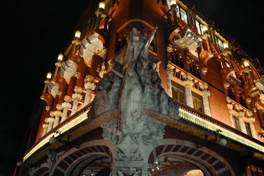 Barcelona Bike Tour by Night with Cava - Crossing Raval and reaching Sant Antoni
