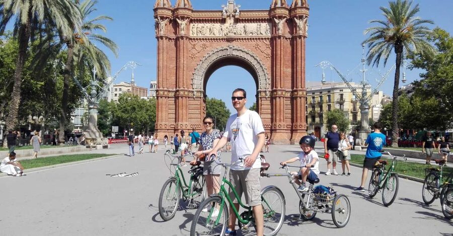 Barcelona: Bike Tour for Families - What your guide adds to the ride