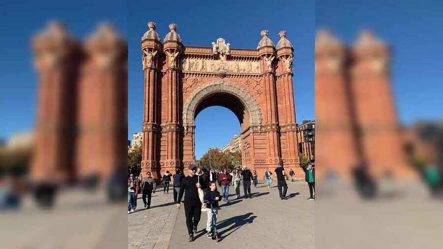Barcelona Bike Tour: Iconic Sights & Hidden Spots - Why this Barcelona bike ride works so well