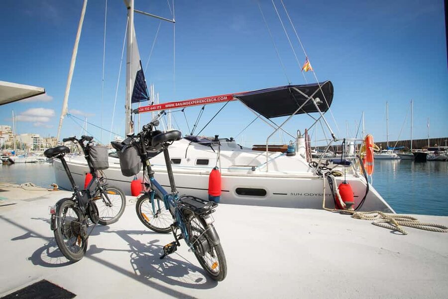 Barcelona: E-Bike, Montjuic Cable Car,and Sailing Experience - Why this combination works in Barcelona