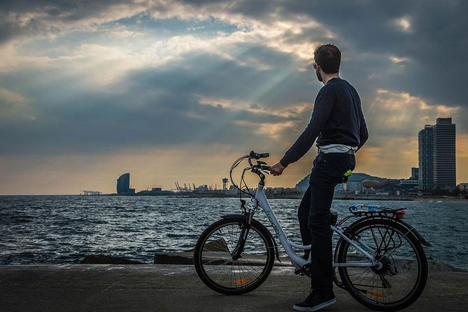 Barcelona E-Bike Photography Tour - Starting in the Roman-era Gothic Quarter