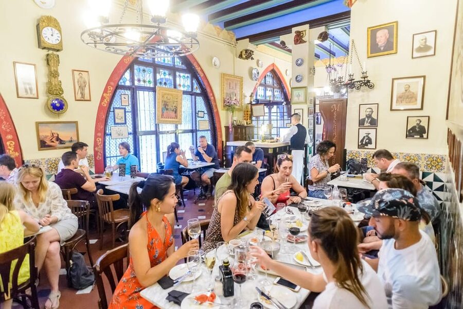Barcelona eBike Tour with Wine and Tapas Experience - Barri de la Ribera and El Born