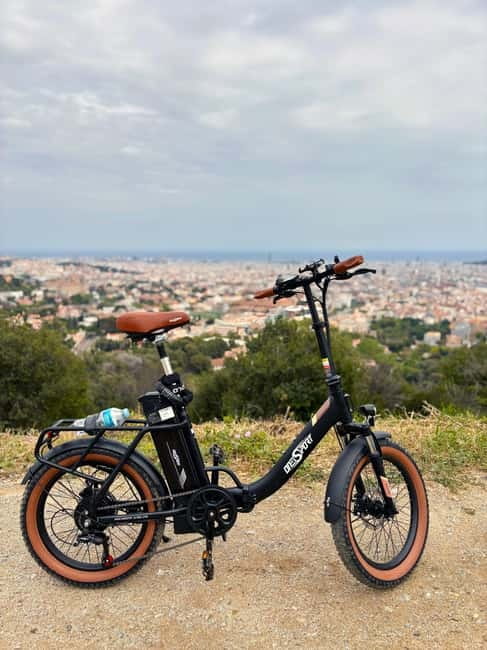 Barcelona: Explore the City with Eco-Friendly E-Bike Rentals - The Equipment You Actually Need