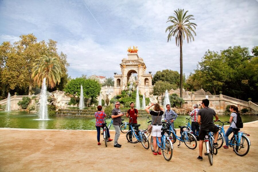Barcelona Historical 3-Hour Bike Tour - Pla de Palau, Port Vell, and the city by the water