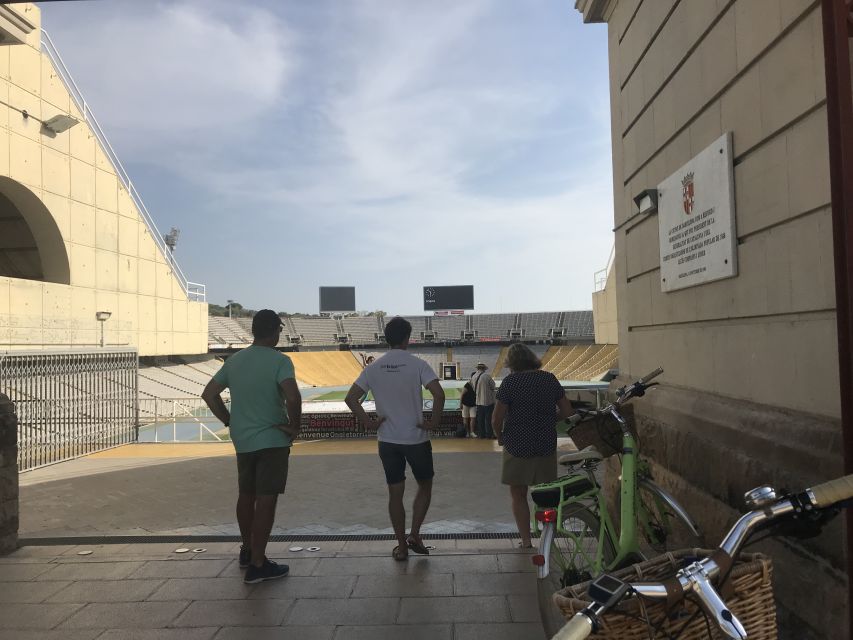 Barcelona: Montjuic Hill E-Bike Tour - Who should book this ride?