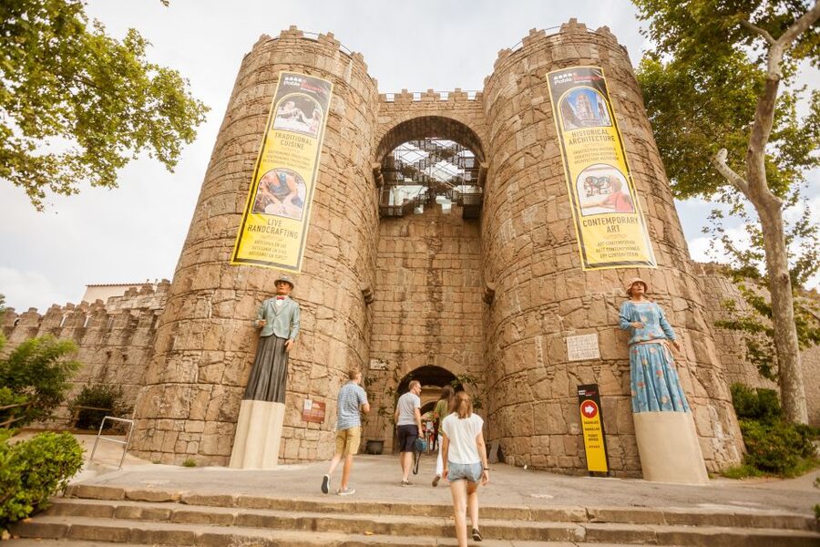 Barcelona Montjuic Three-Hour Bike Tour - Key points at a glance