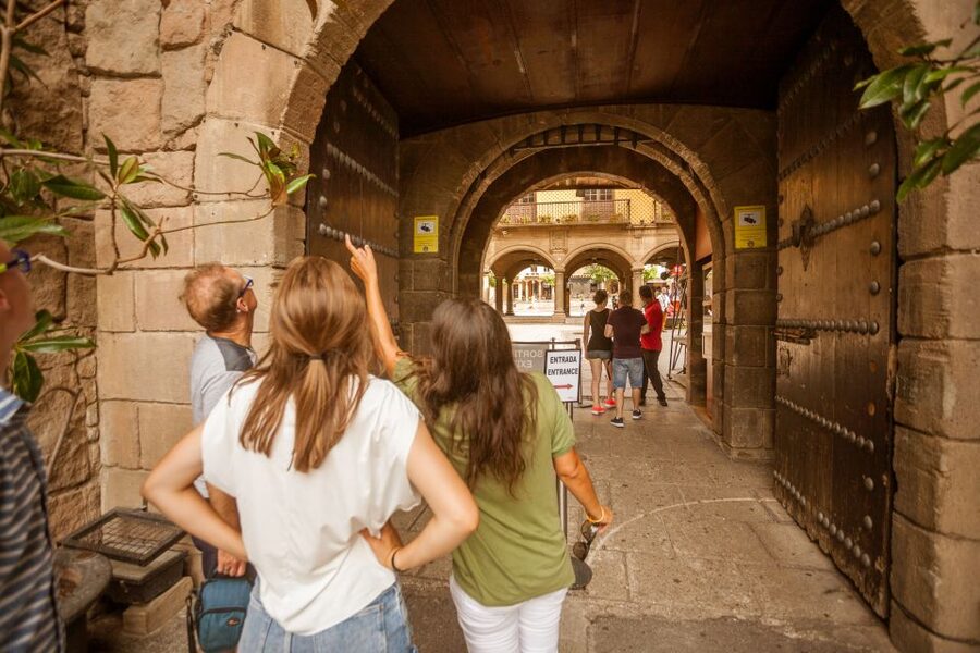 Barcelona Montjuic Three-Hour Bike Tour - Returning through Port Vell