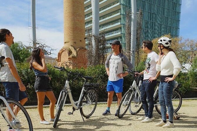 Barcelona Off The Beaten Track 4h Bike Tour - Plaça de Prim and Poblenou’s older character