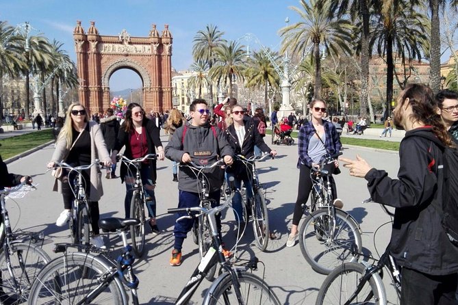 Barcelona Private Bike Tour - Medieval lanes in Barcelona’s Old Quarter