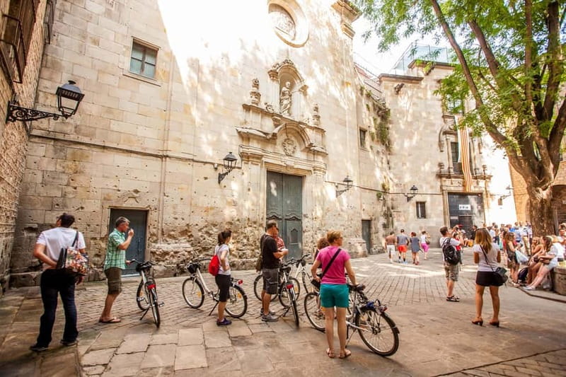 Barcelona: Private Group Bike Tour - Through Barceloneta and the modern port