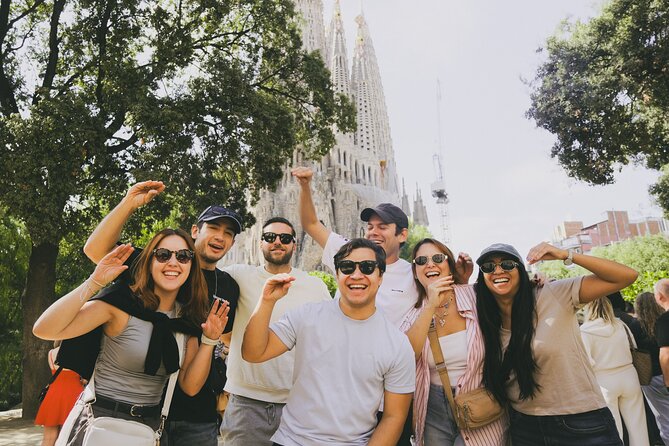 Barcelona’s Most Fun E-Bike Tour: Gaudí & City Stories - Arc de Triomf and the Story of 1888