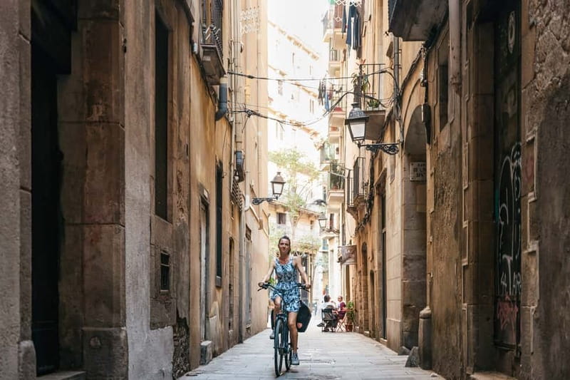 Barcelona: Sagrada Familia or City Tour by Bike or eBike - Parc de la Ciutadella and the Olympic waterfront