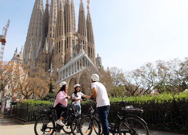 Barcelona: Tapas Tasting Tour by Regular Bike or E-Bike - Six things to know before you book