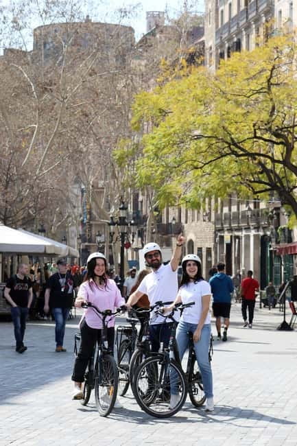 Barcelona: Tapas Tasting Tour by Regular Bike or E-Bike - Casa Batlló and Casa Milà on the Eixample streets