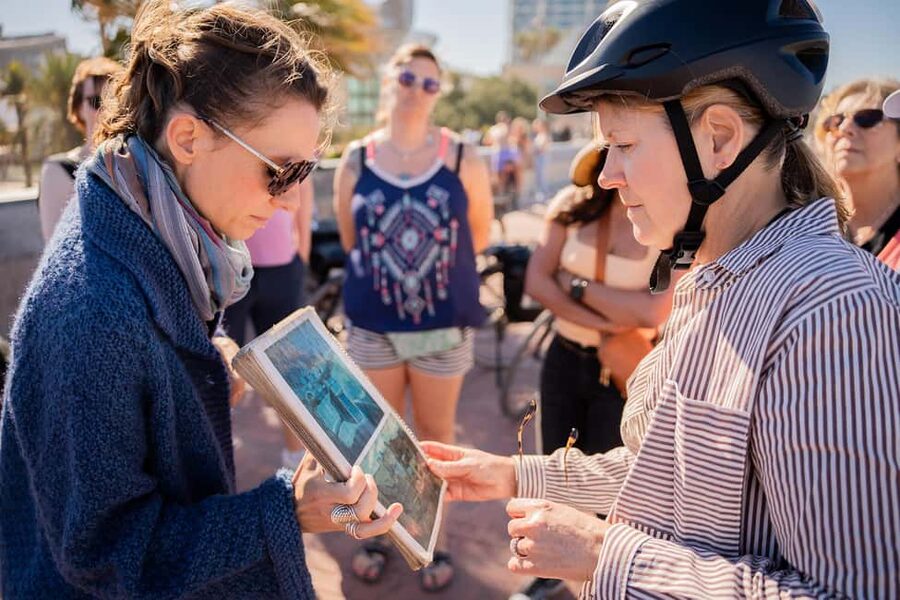 Barcelona: Undiscovered Secrets of Picasso on E-Bike - El Born, where old Barcelona meets modern city life
