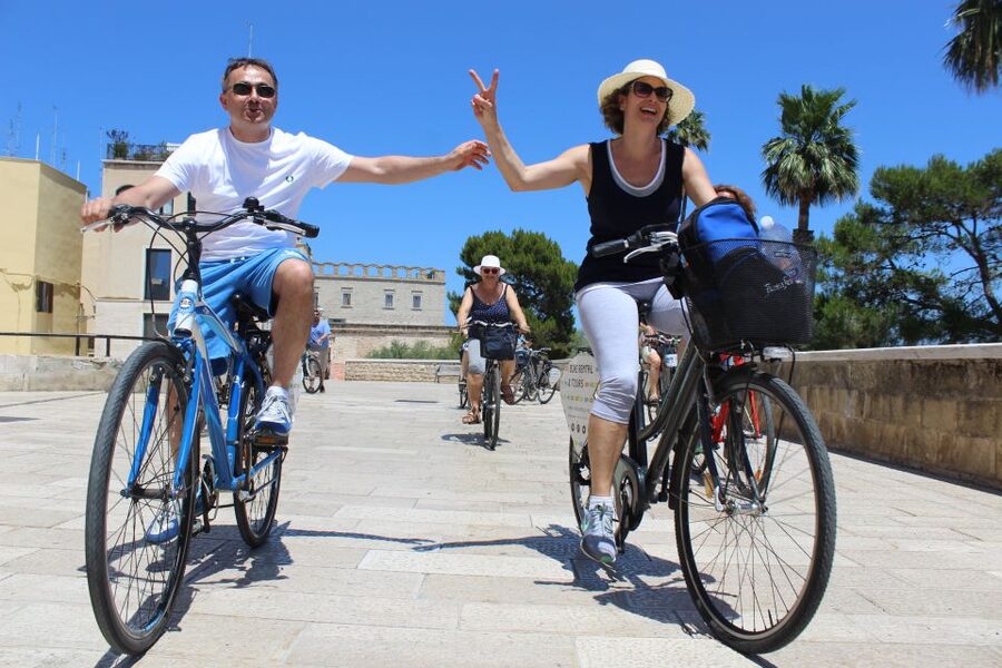Bari: Bike Tour & Pasta Making Experience - Meeting the women of Bari’s pasta lanes