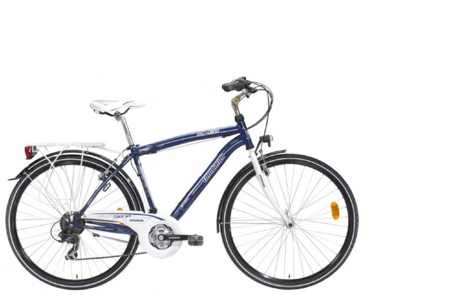 Bari: City Bike Rental - The practical value of the included equipment