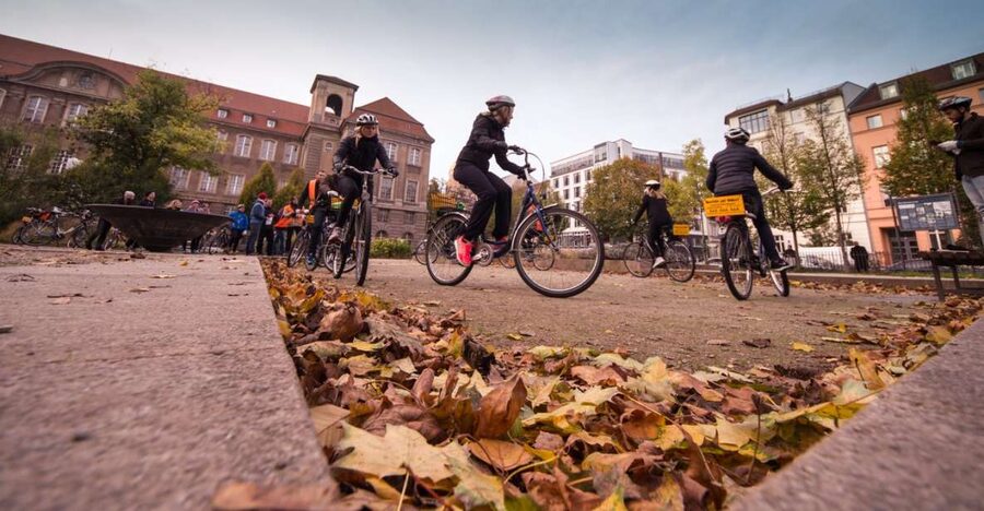 Berlin: 48-Hour or 72-Hour Bike Rental - Along the Spree and across former East and West Berlin