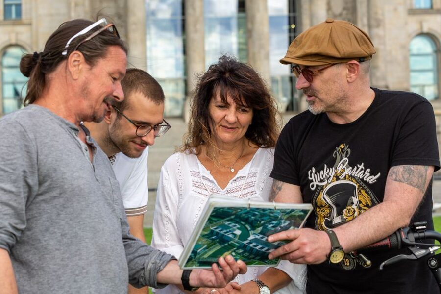 Berlin: E-Bike Tour of the Berlin Wall and Mitte Highlights - Price, group size, and the practical tradeoffs