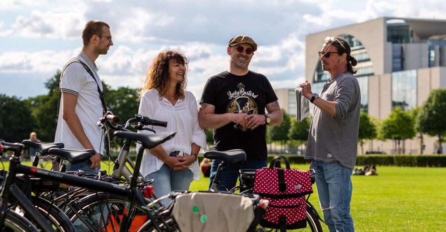 Berlin: E-Bike Tour of the Berlin Wall and Mitte Highlights - Mauerpark, Bernauer Strasse, and the Chapel of Reconciliation