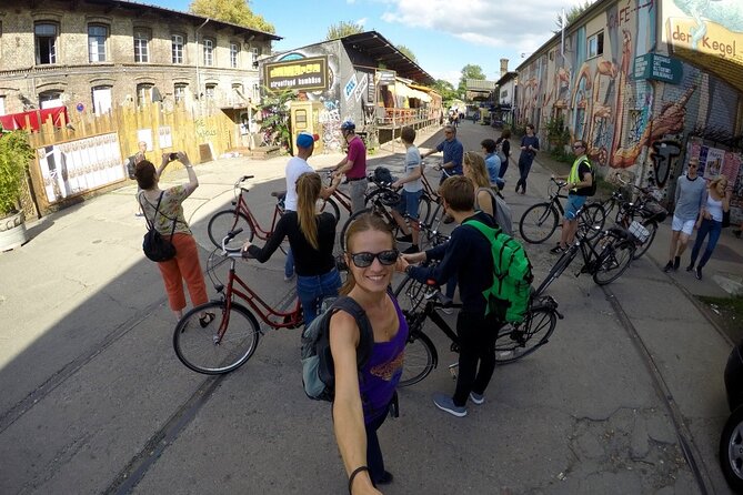 Berlin: Experience the Alternative Kreuzberg on a Bike Tour - Starting in Nikolaiviertel, then leaving the postcard Berlin