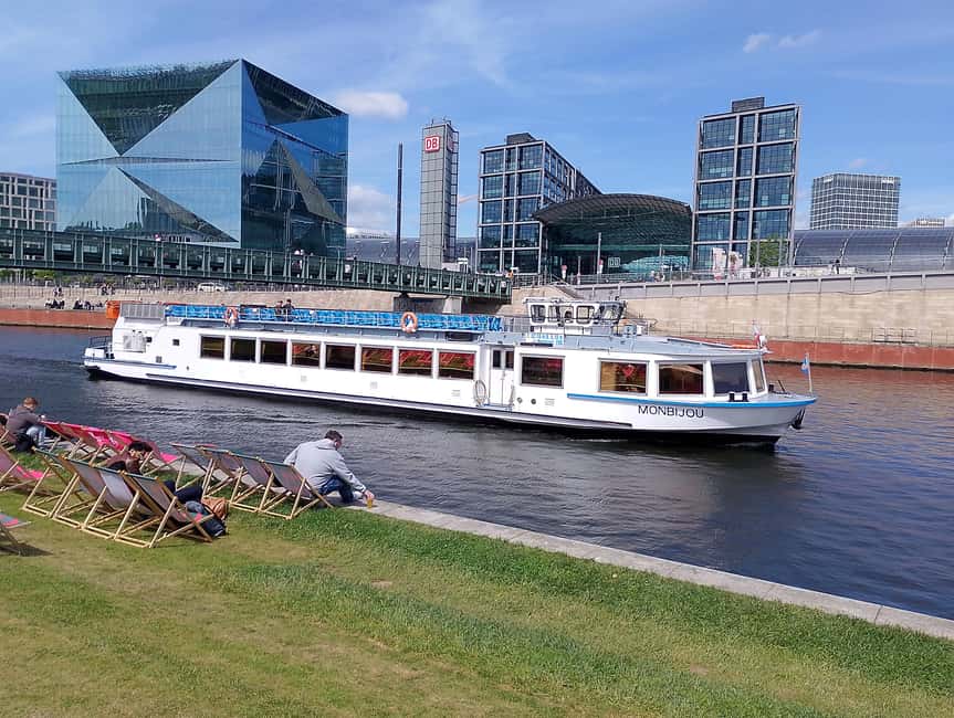 Berlin: From East to West & Wall Tour by Bike with a Guide - Alte Münze, Nikolaiviertel, and the old center