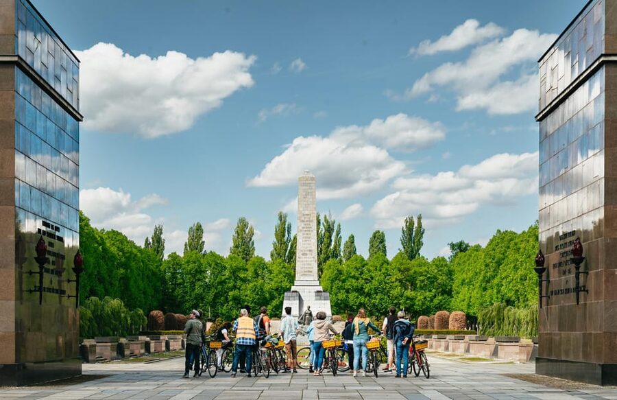Berlin: Green City Guided Bike Tour - Key points to know before you ride