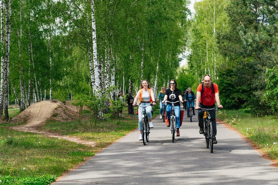 Berlin: Green City Guided Bike Tour - What the $41 price gets you