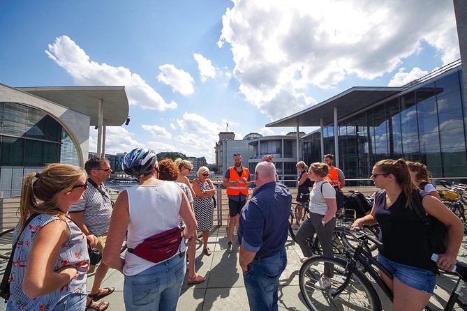 Berlin Highlights Sightseeing Bike Tour in Small Groups - Tiergarten and the Victory Column