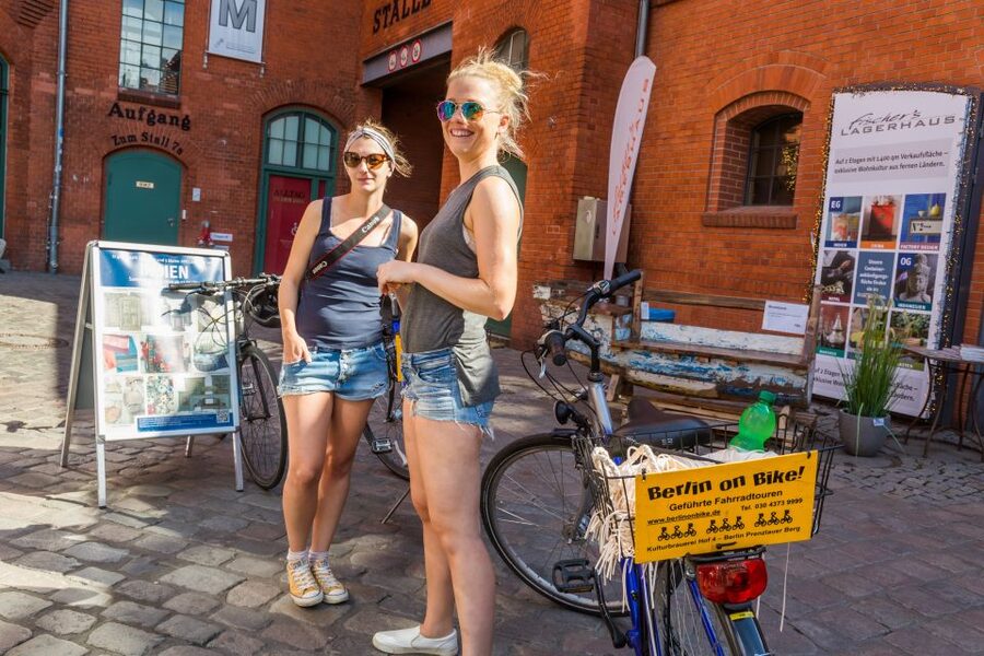 Berlin: Sights and Highlights Bike Tour with a Local Guide - Starting at Kulturbrauerei in Prenzlauer Berg