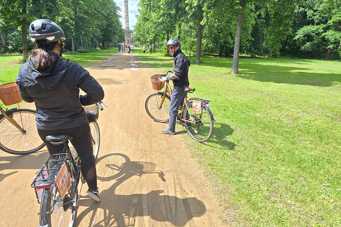 Berlin : The best bike tour with a Berlin guide and insider tips - Why a bicycle makes sense in Berlin