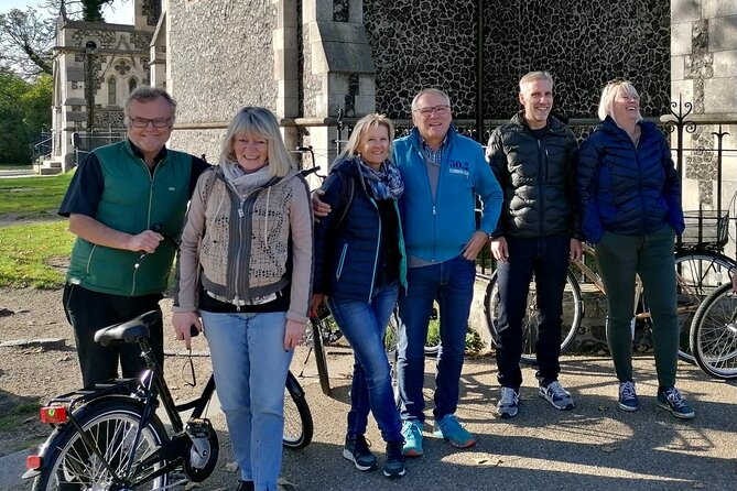 Best of Copenhagen Biking Tour-3 Hours, Small Group max 10 people - Starting at Rosenborg Castle and entering the city rhythm