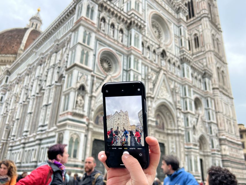 Best of Florence Electric Bike Tour - Ponte Vecchio and the river route home