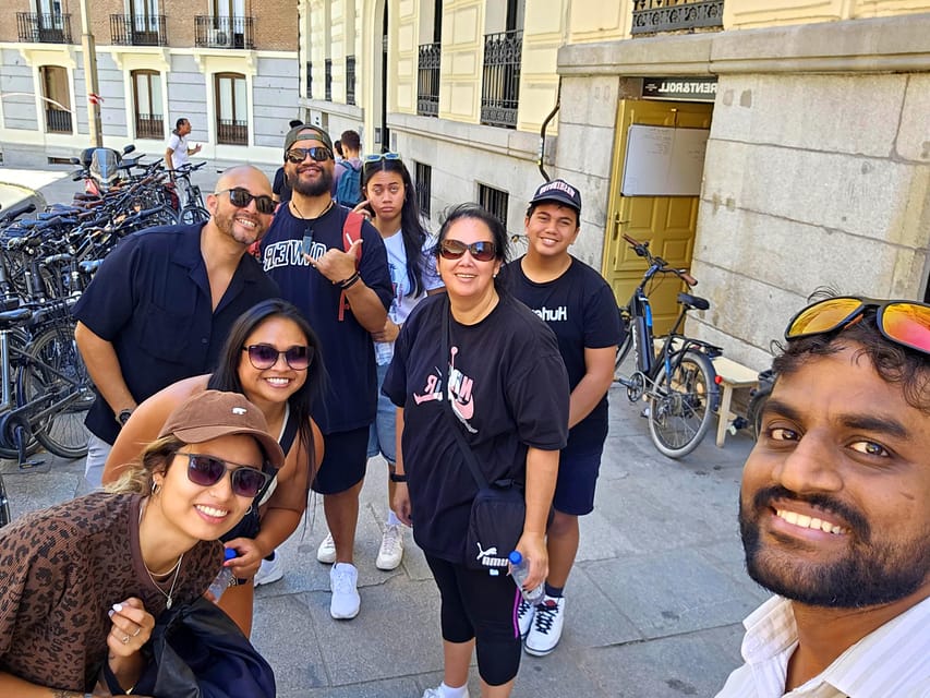 Best of Madrid: 3-Hour Guided Bike Tour in Small Groups - Why this Madrid bike tour covers useful ground
