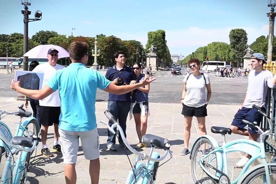 Best of Paris Bike Tour - The Rue Cler break gives the ride a local pause