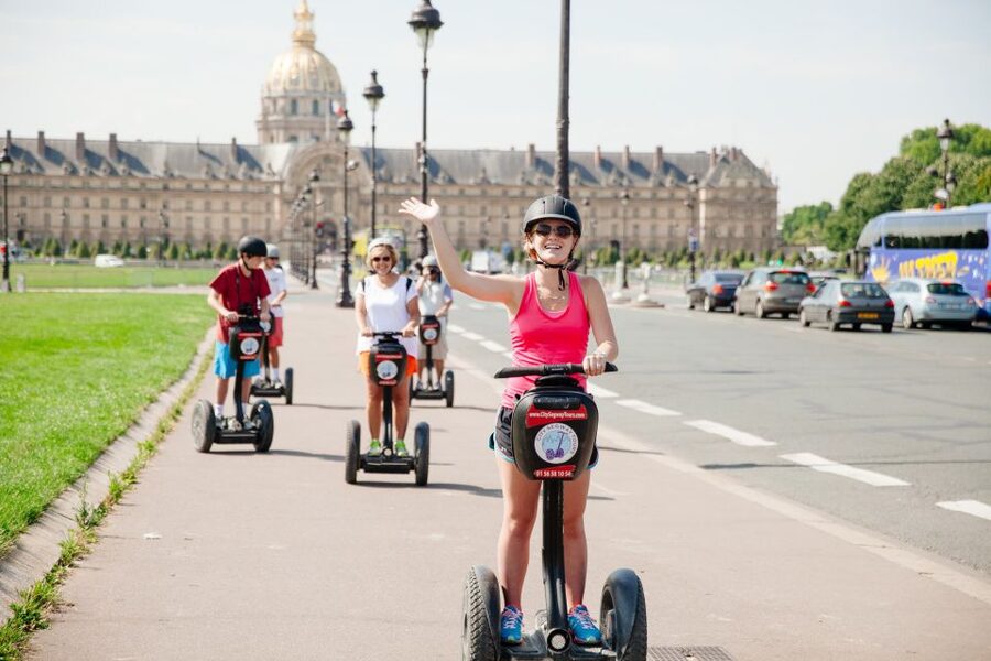 Best of Paris Electric Bike Tour - Who should book this Paris bike tour?