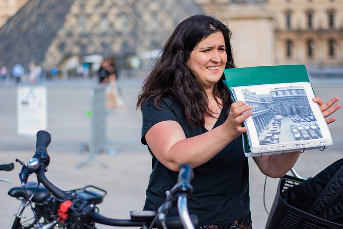 Best of Paris Small Group E-bike Guided tour (w/ optional Cruise) - From the Louvre to Place de la Concorde