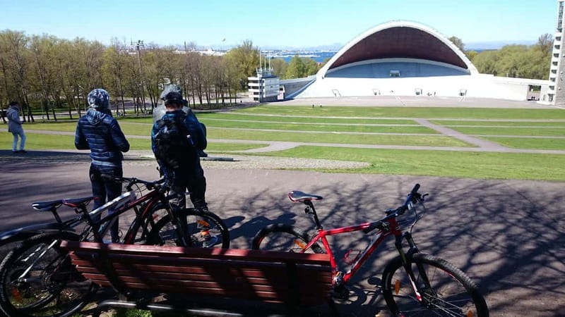 Best of Tallinn 2-Hour Bike Tour - Families, cruise calls, and short stays