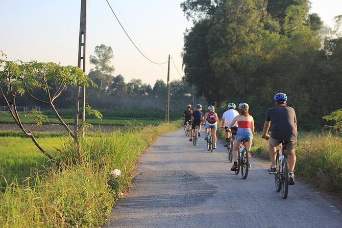Bicycle Tours Hanoi: Full Day Bicycle Tours City & Countryside - Duong Tau and the railway through Hanoi