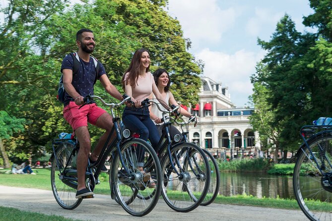 Bike Rental in Amsterdam - Collecting a bike and checking the setup